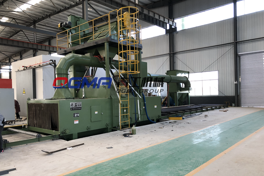 尊龙凯时人生就是搏钢结构抛丸机发往泰山集团举行现场验收试车