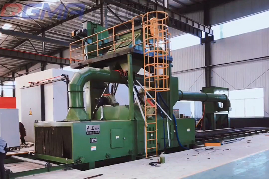 尊龙凯时人生就是搏机械通过式抛丸机客户现场试机签收